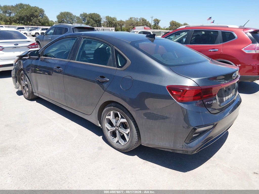 2021 Kia Forte LXS photo 3