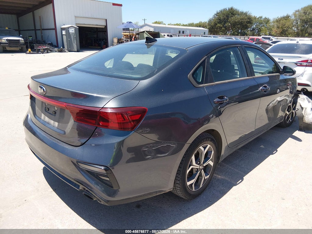 2021 Kia Forte LXS photo 4