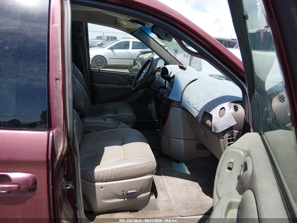 2001 Dodge Grand Caravan ES photo 5