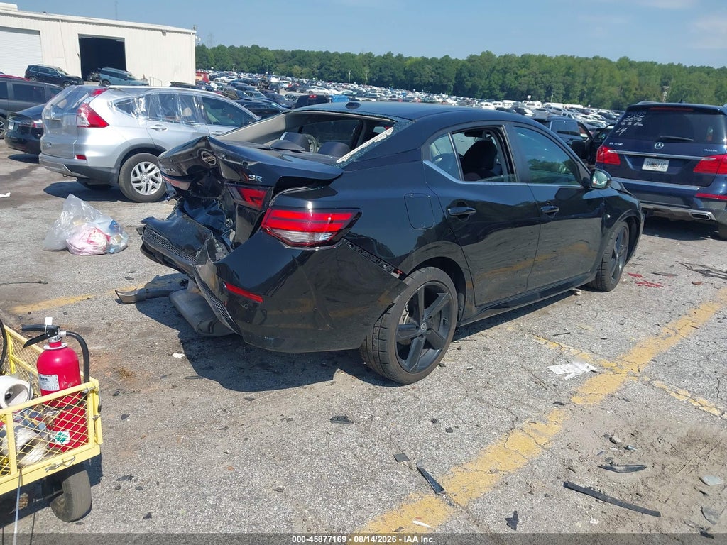2022 Nissan Sentra SR Xtronic CVT photo 4