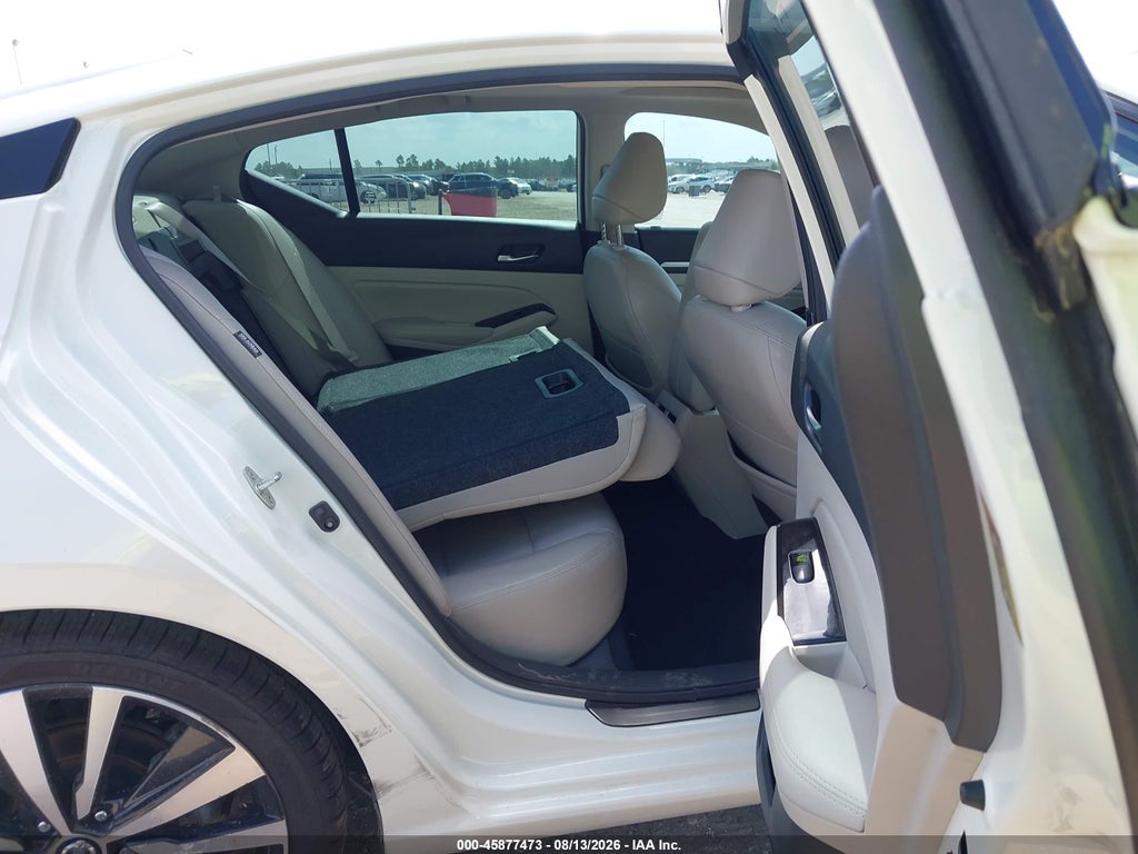 2022 Nissan Altima Platinum Intelligent AWD photo 8