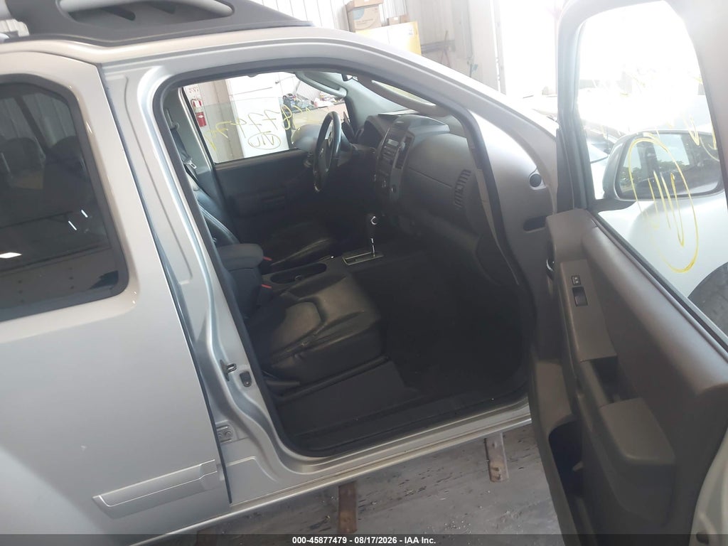 2010 Nissan Xterra SE photo 5