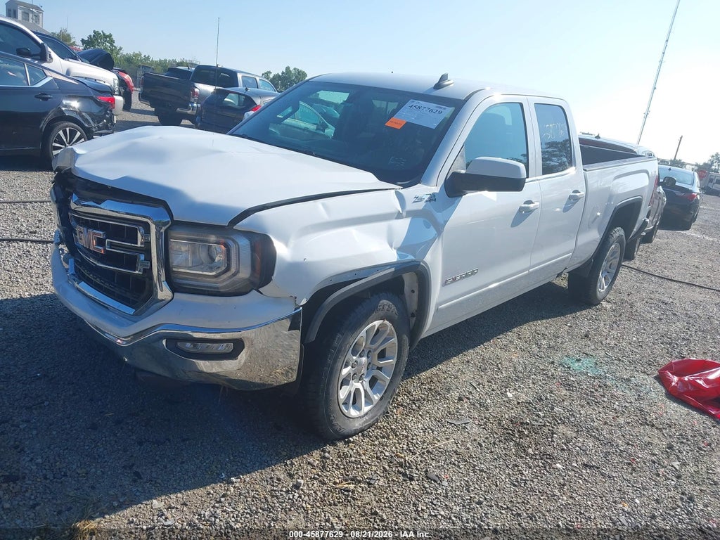 2016 GMC Sierra 1500 SLE photo 2