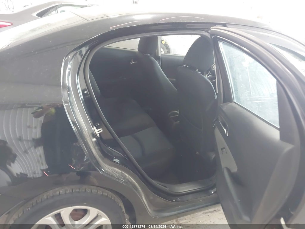 2017 Toyota Yaris IA photo 8