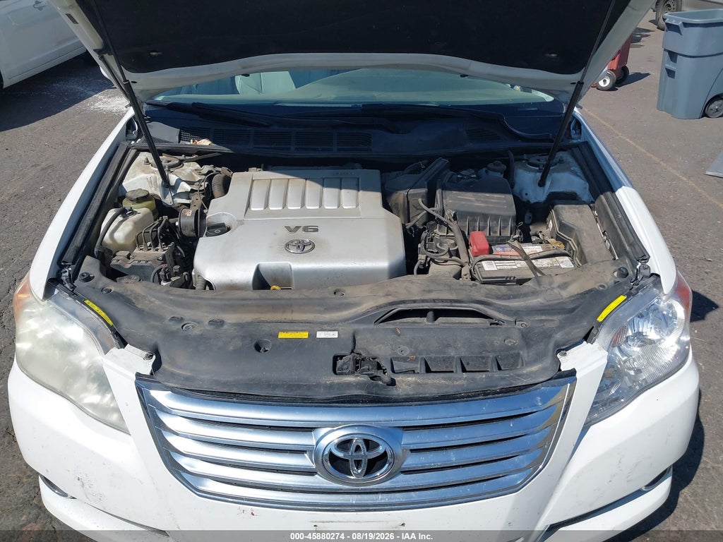2009 Toyota Avalon Limited photo 10
