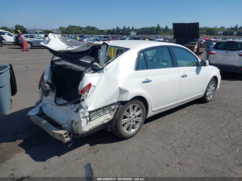 2009 Toyota Avalon Limited photo 4