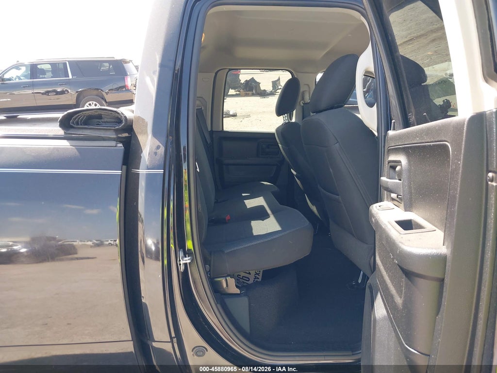2021 Ram 1500 Classic Tradesman 4X2 6'4 Box photo 8