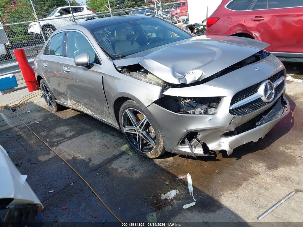 2021 MERCEDES-BENZ A 220 W1K3G4EB7MJ255664