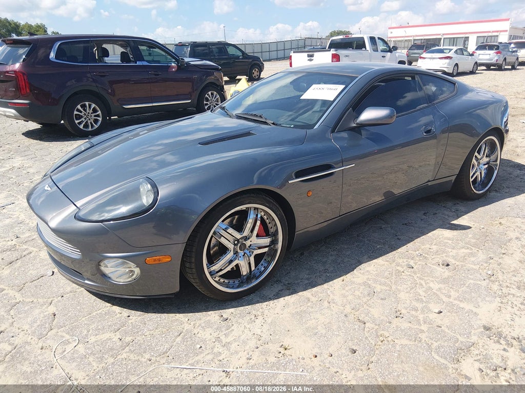 2003 Aston Martin Vanquish V12 photo 2