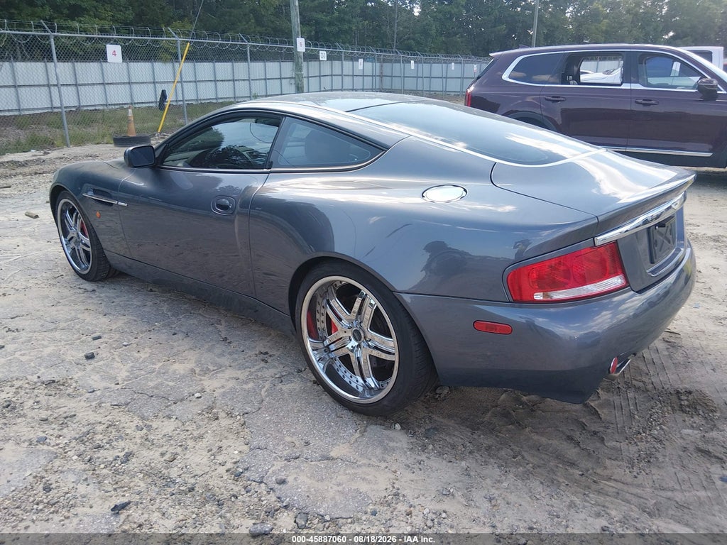 2003 Aston Martin Vanquish V12 photo 3