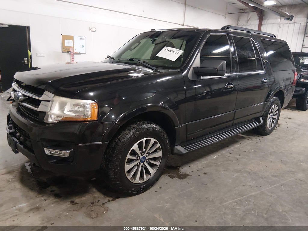 2015 Ford Expedition EL XLT photo 2