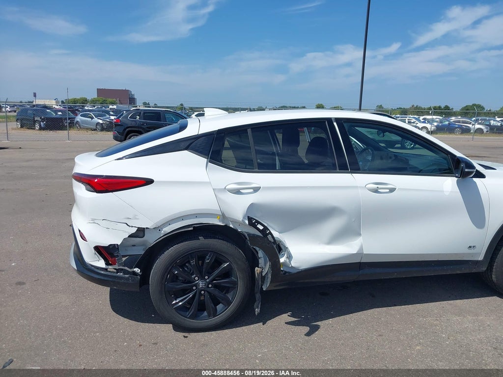 2025 Buick Envista Sport Touring FWD photo 6