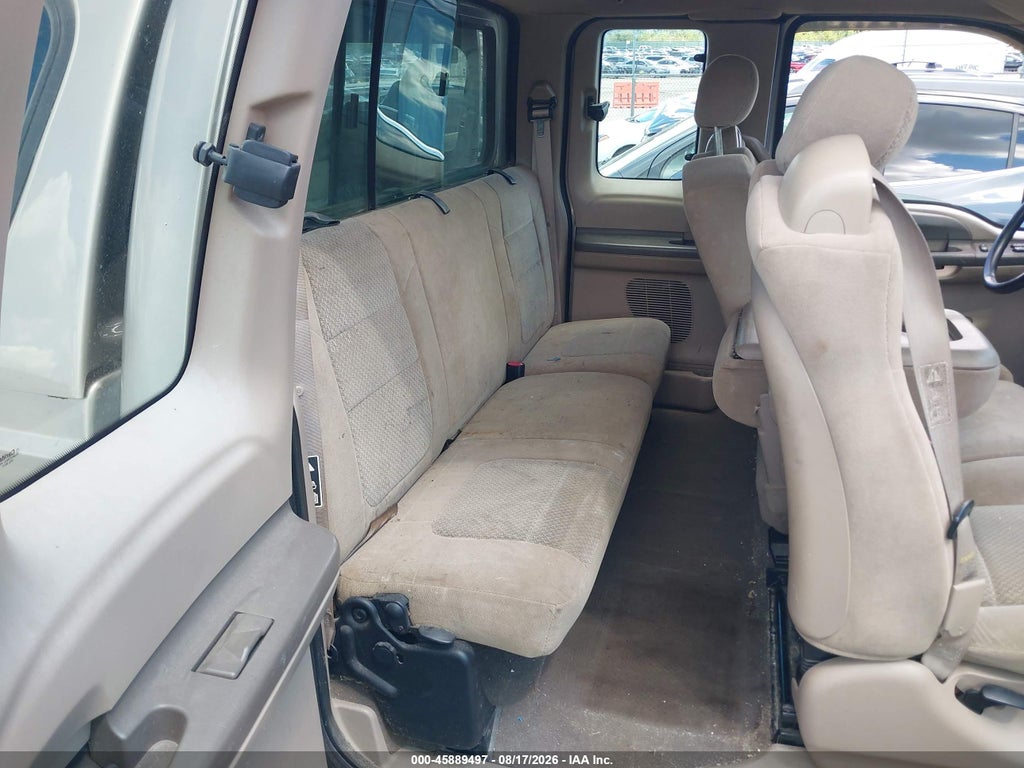 2002 Ford F-350 Lariat/XL/XLT photo 8