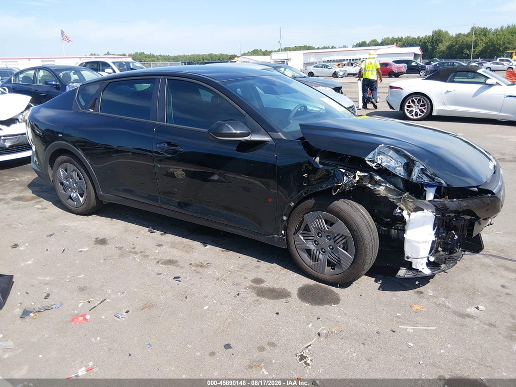 2026 Kia K4 LX photo 1