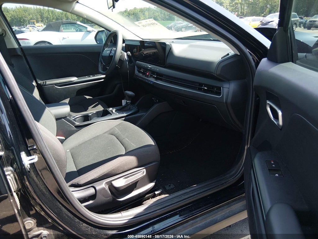 2026 Kia K4 LX photo 5
