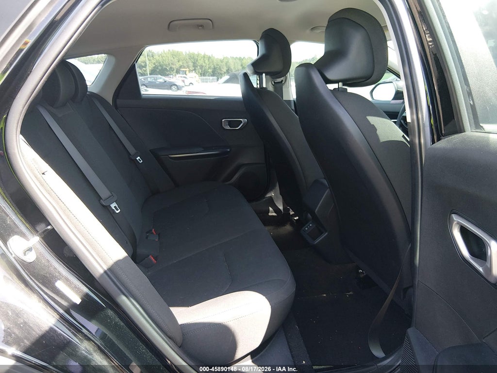2026 Kia K4 LX photo 8