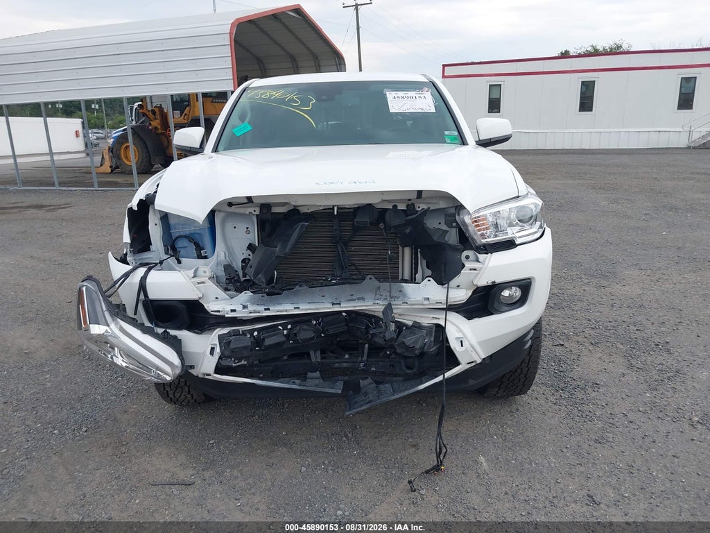 2023 Toyota Tacoma SR5 V6 photo 6