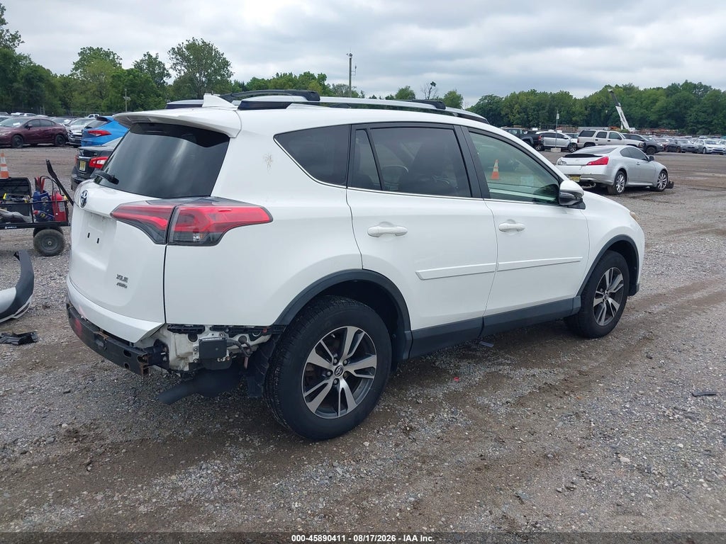2018 Toyota RAV4 XLE photo 4