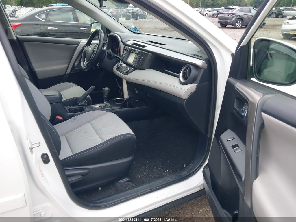 2018 Toyota RAV4 XLE photo 5