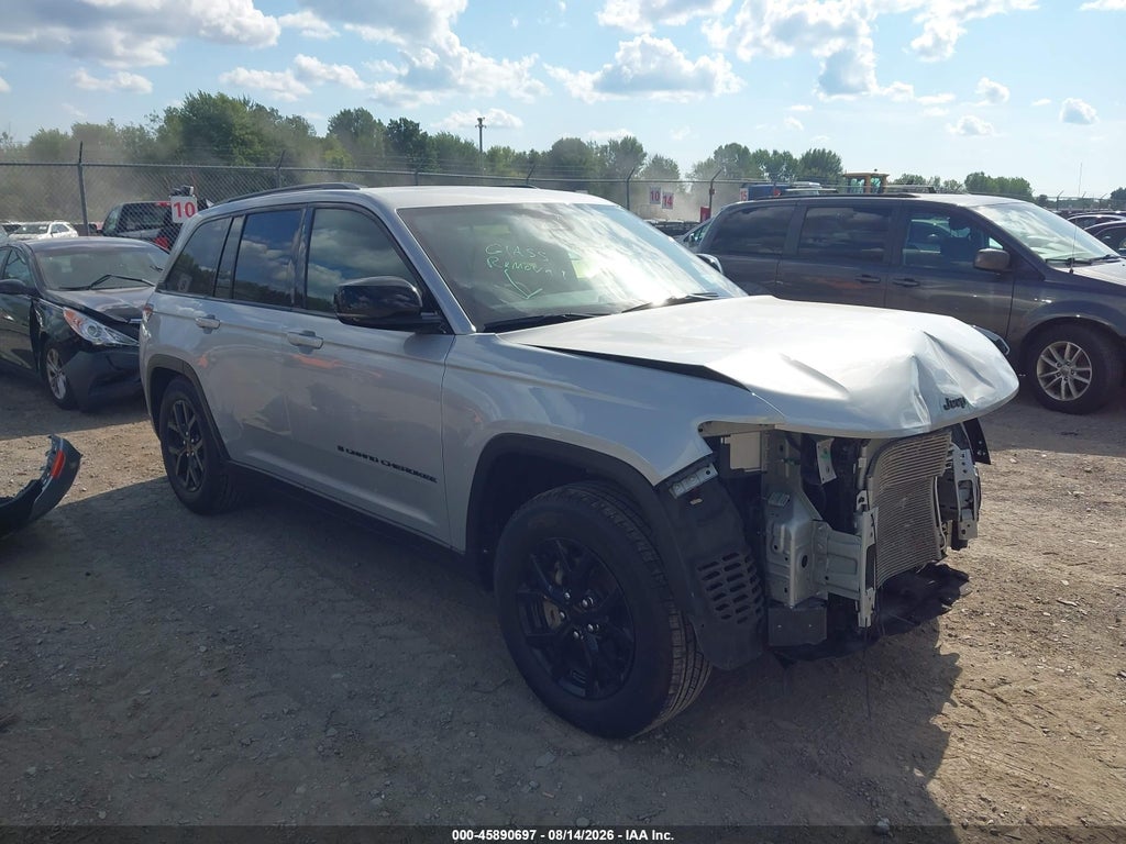 2024 Jeep Grand Cherokee Altitude X 4X4 photo 1