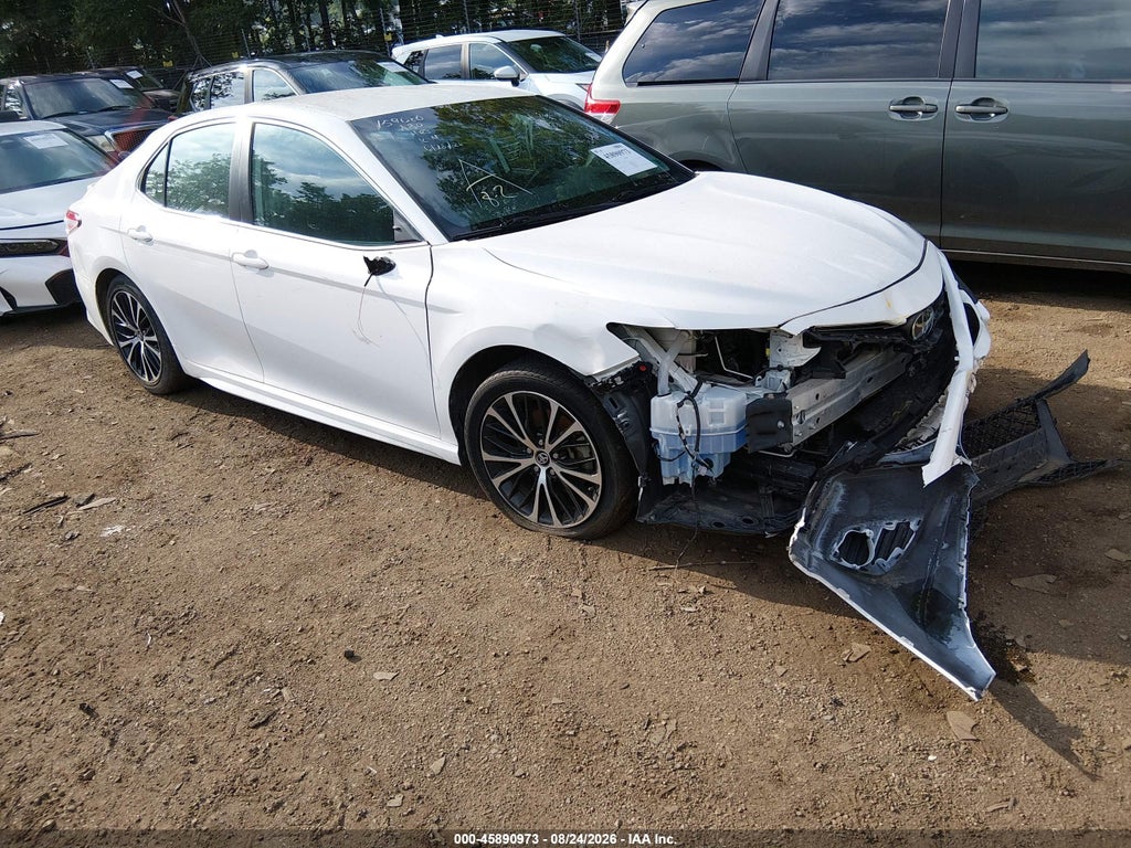 TOYOTA CAMRY 2020
