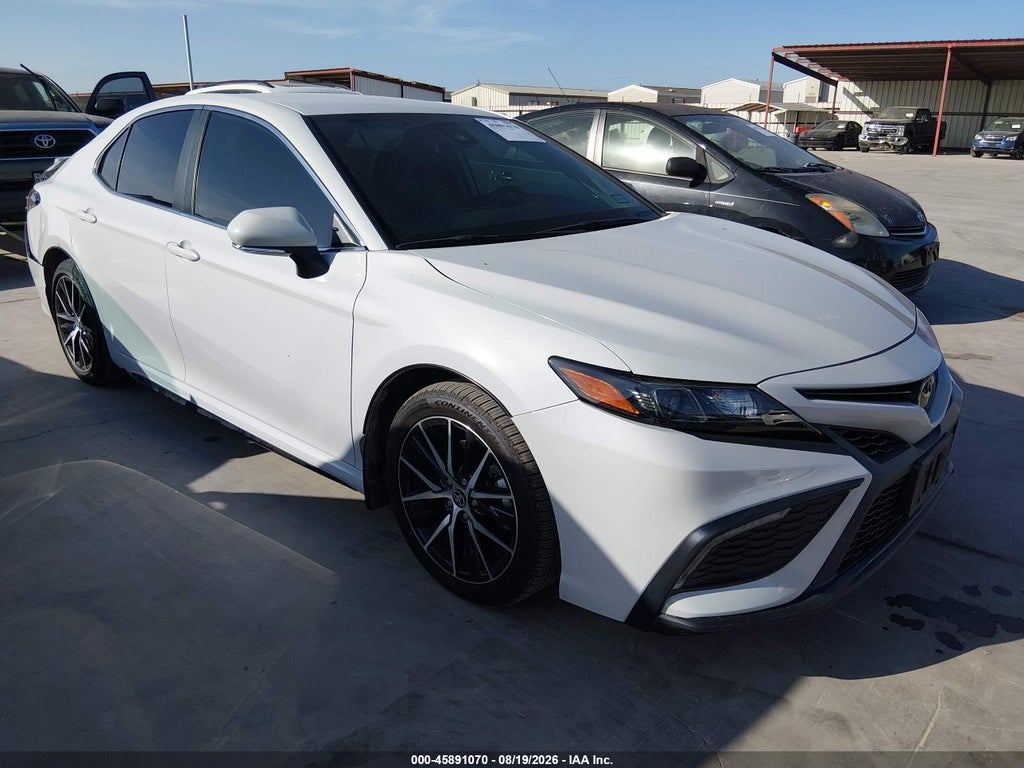 TOYOTA CAMRY 2023