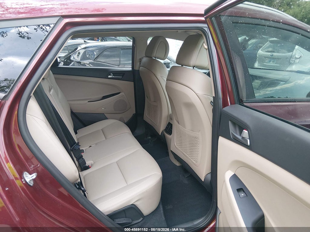 2017 Hyundai Tucson SE Plus photo 8
