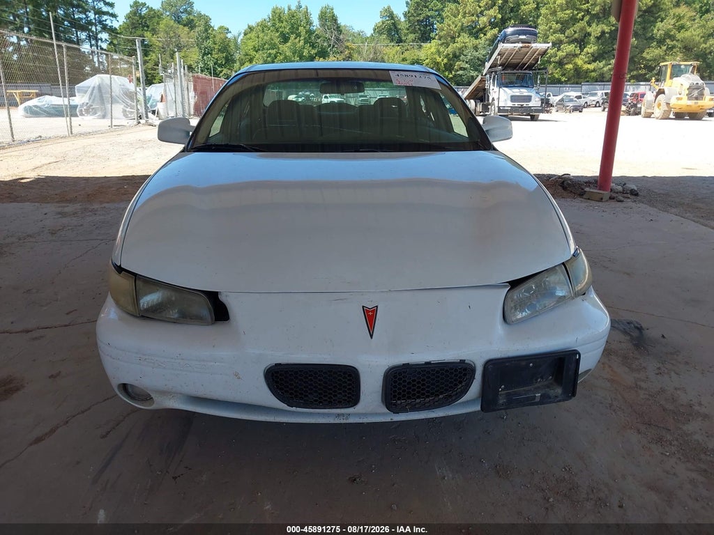 1997 Pontiac Grand Prix SE photo 6