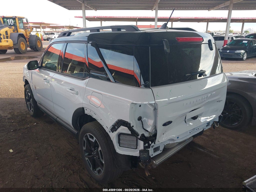 2024 Ford Bronco Sport Outer Banks photo 3