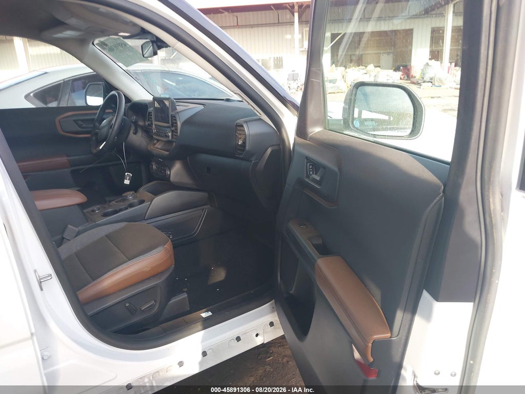 2024 Ford Bronco Sport Outer Banks photo 5