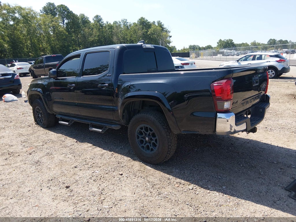 2020 Toyota Tacoma SR5 V6 photo 3