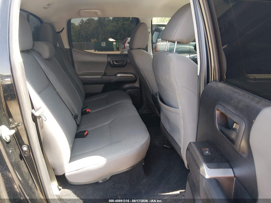 2020 Toyota Tacoma SR5 V6 photo 8