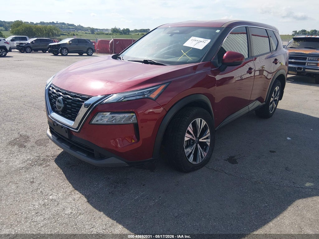 2022 Nissan Rogue SV FWD photo 2