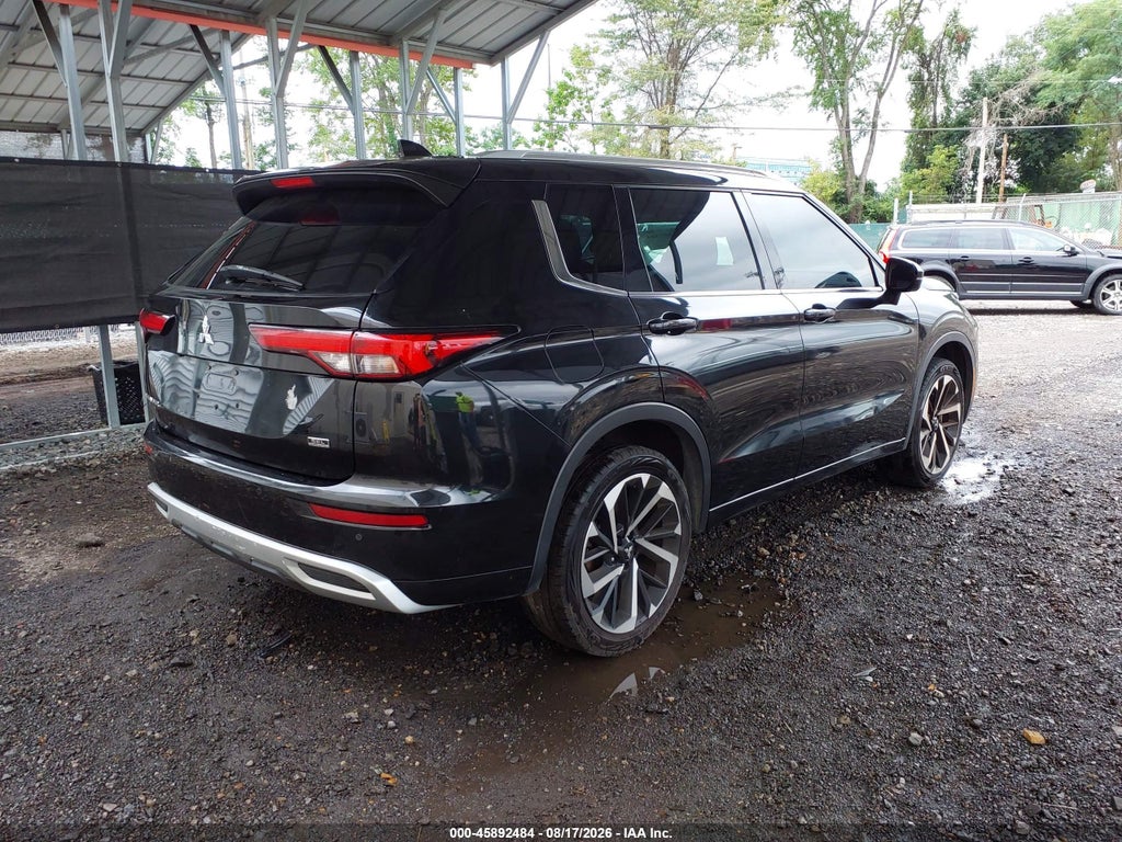 2022 Mitsubishi Outlander SEL Special Edition 2WD photo 4