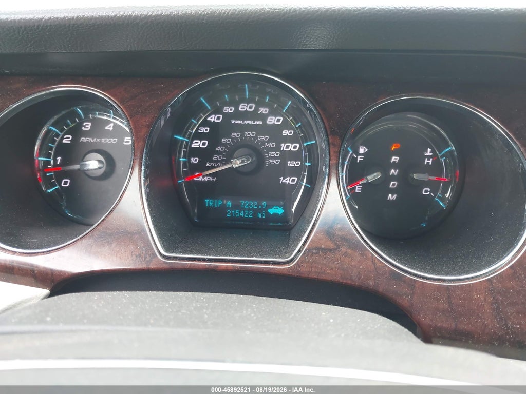 2010 Ford Taurus Limited photo 7