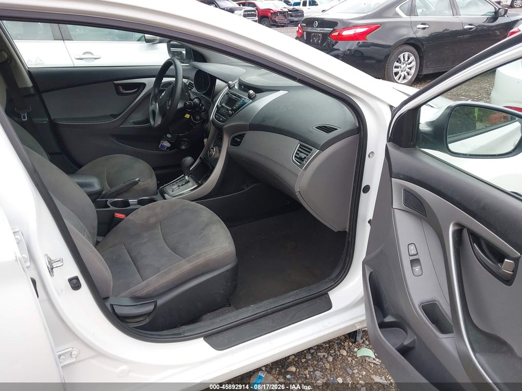 2013 Hyundai Elantra GLS photo 5