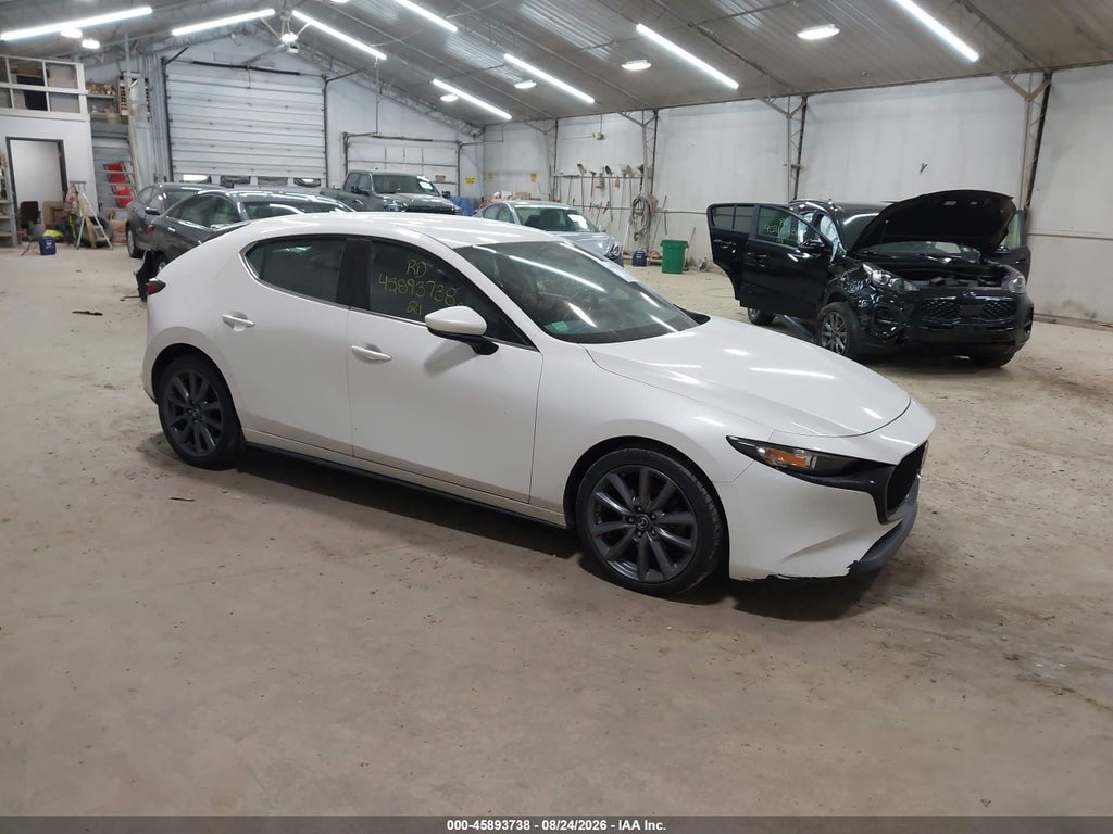 MAZDA 3 2021