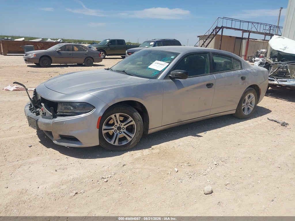 2018 Dodge Charger SXT RWD photo 2
