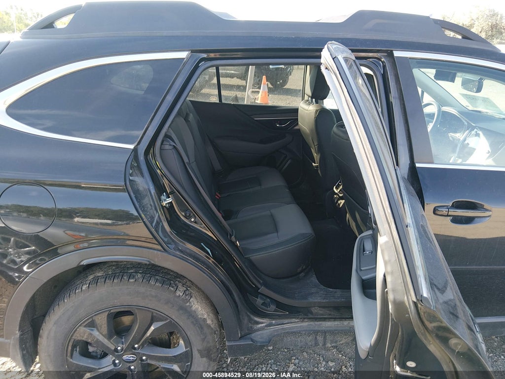 2020 Subaru Outback Onyx Edition XT photo 8