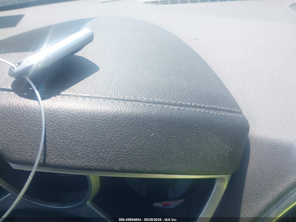 2011 Cadillac SRX Luxury Collection photo 11