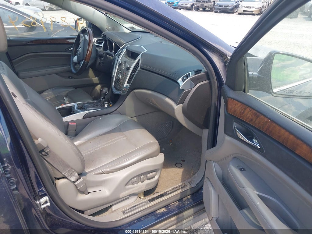 2011 Cadillac SRX Luxury Collection photo 5