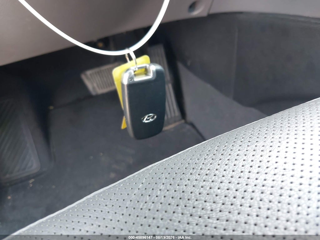 2013 Hyundai Sonata Hybrid Limited photo 11