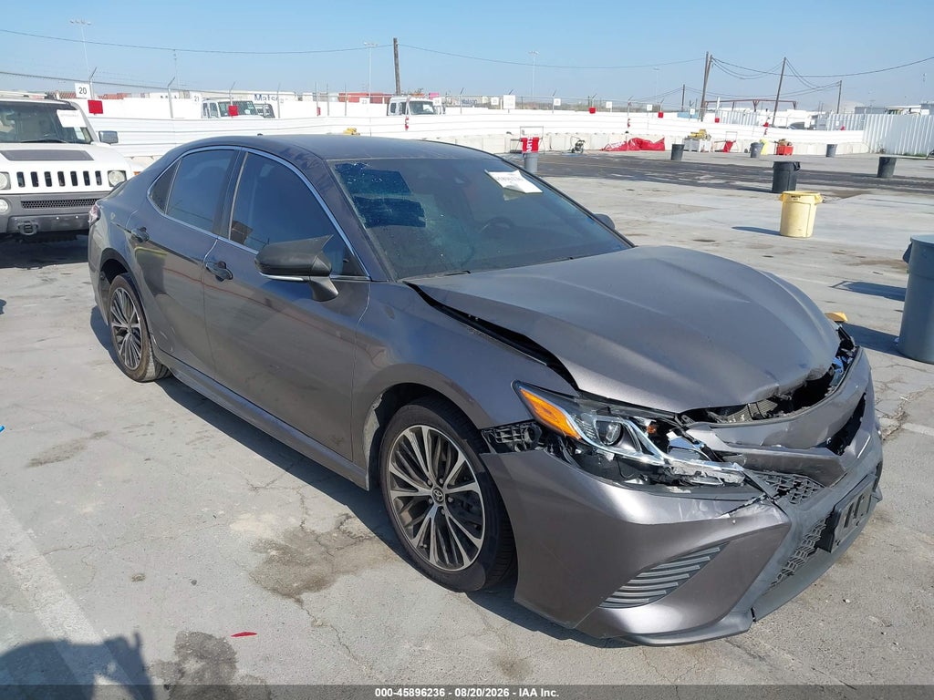 TOYOTA CAMRY 2020