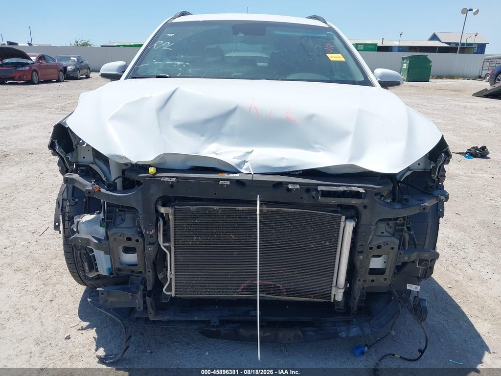 2020 Hyundai Kona SEL photo 6
