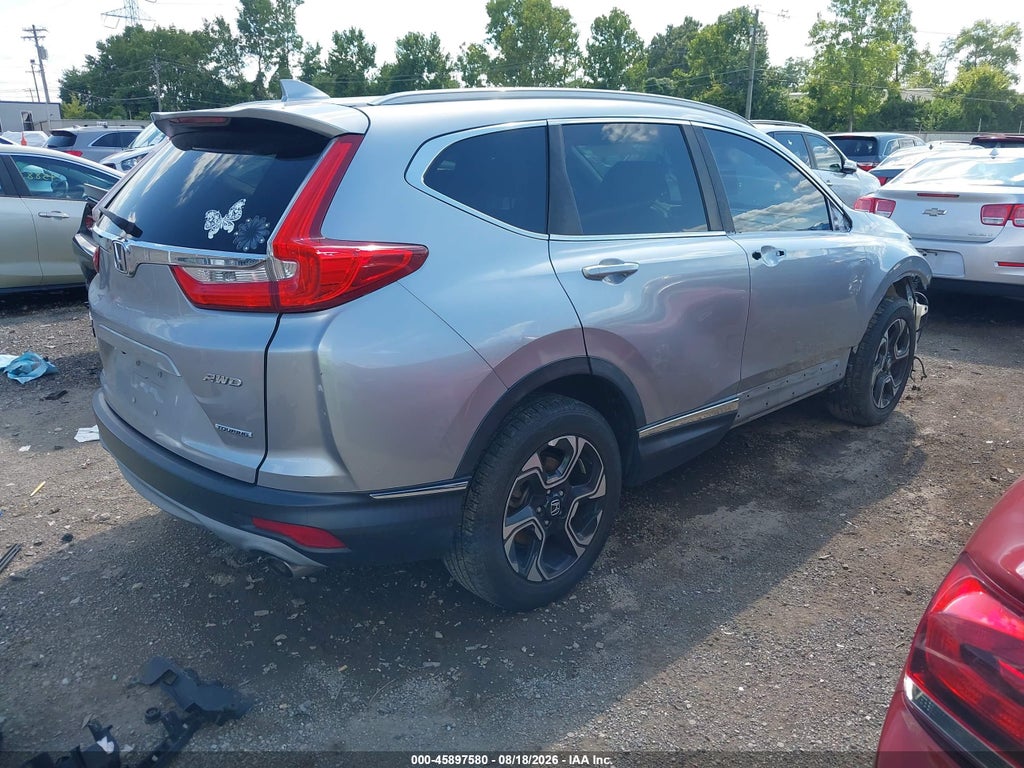 2017 Honda CR-V Touring photo 4