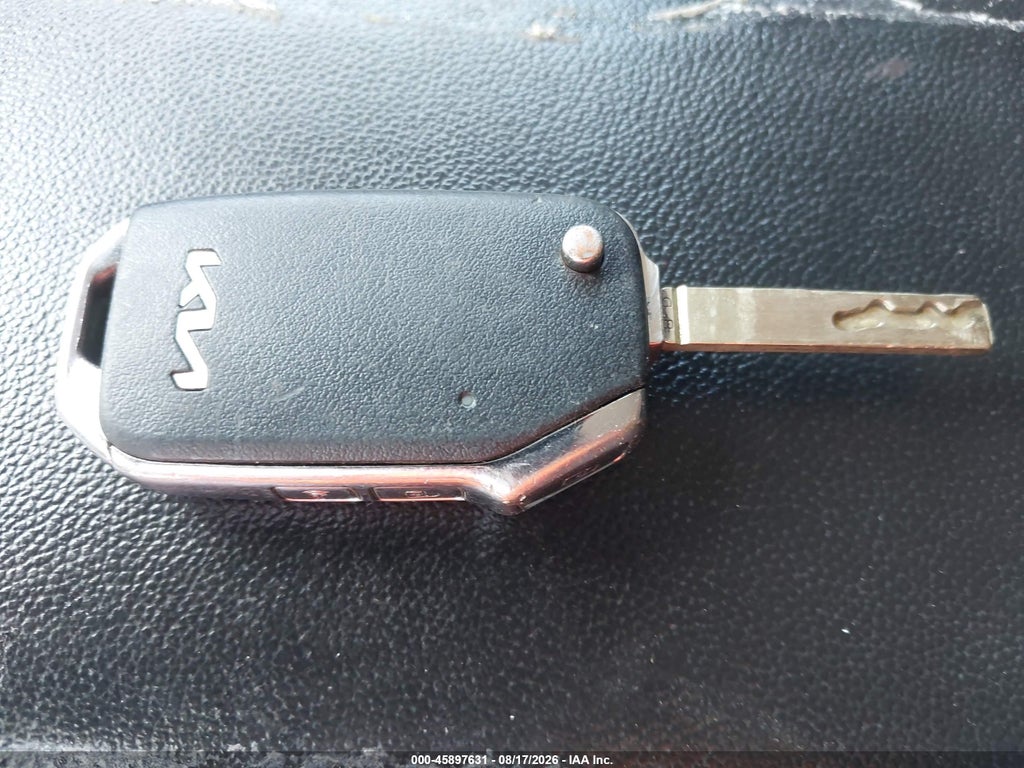 2023 Kia Sportage LX photo 11