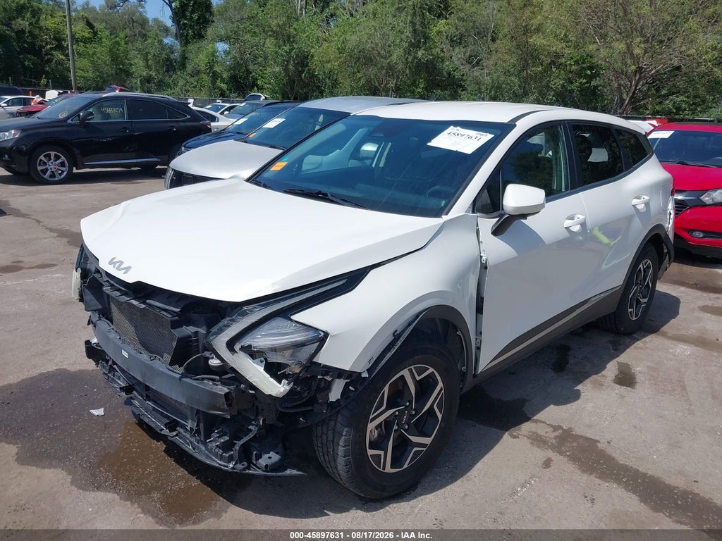2023 Kia Sportage LX photo 2
