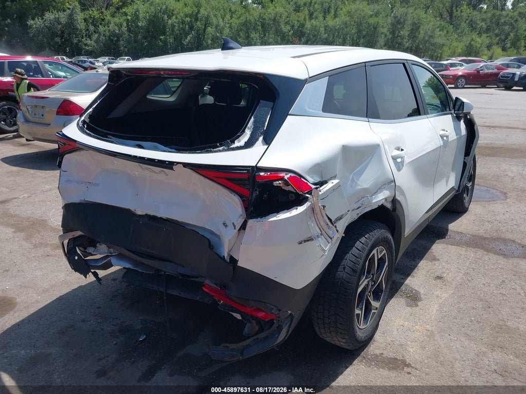 2023 Kia Sportage LX photo 4