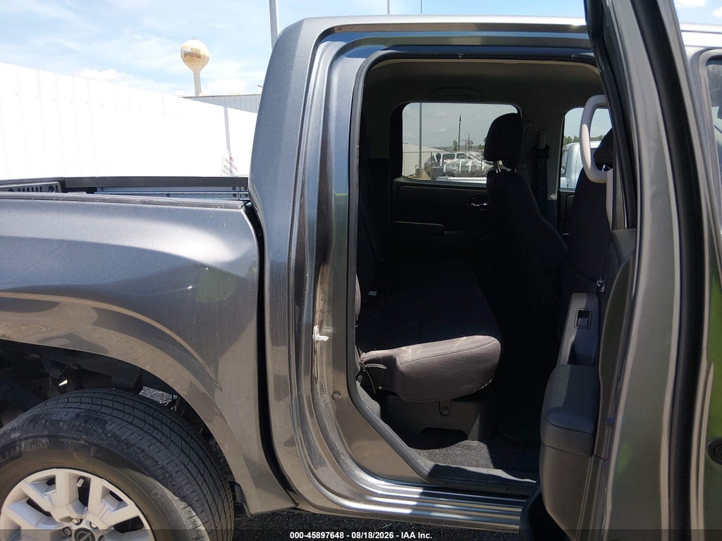 2023 Nissan Frontier SV 4X4 photo 8