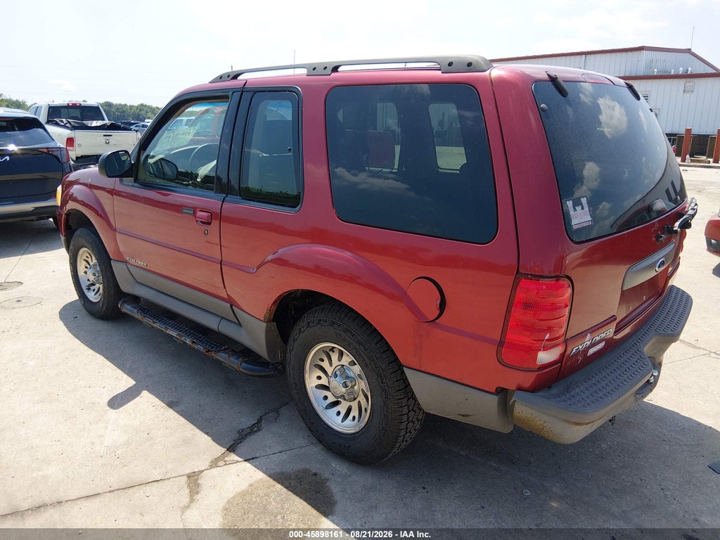 2001 Ford Explorer Sport photo 3